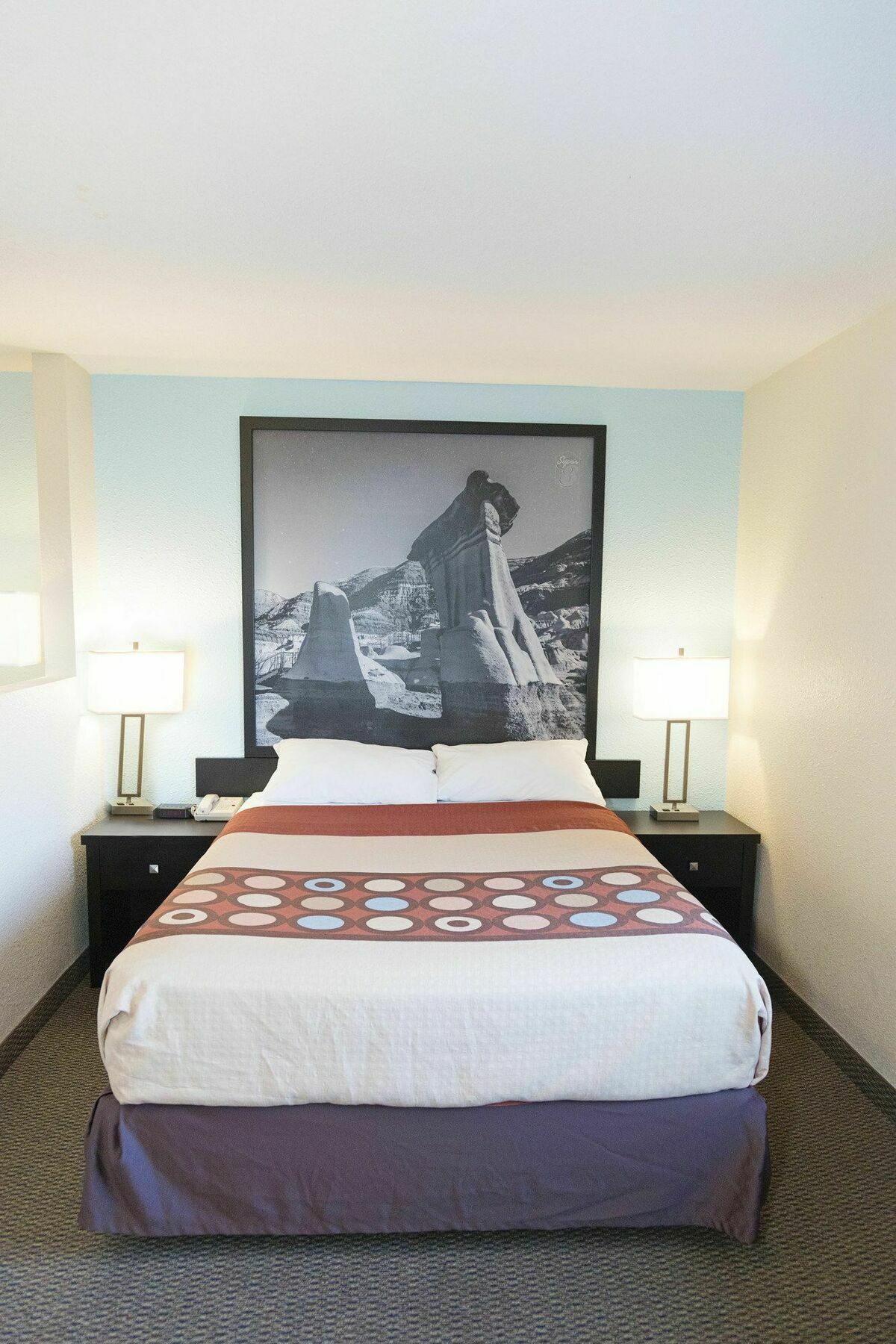 Super 8 By Wyndham Strathmore Esterno foto